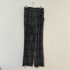 Robert Louis Black & White Dress Pants